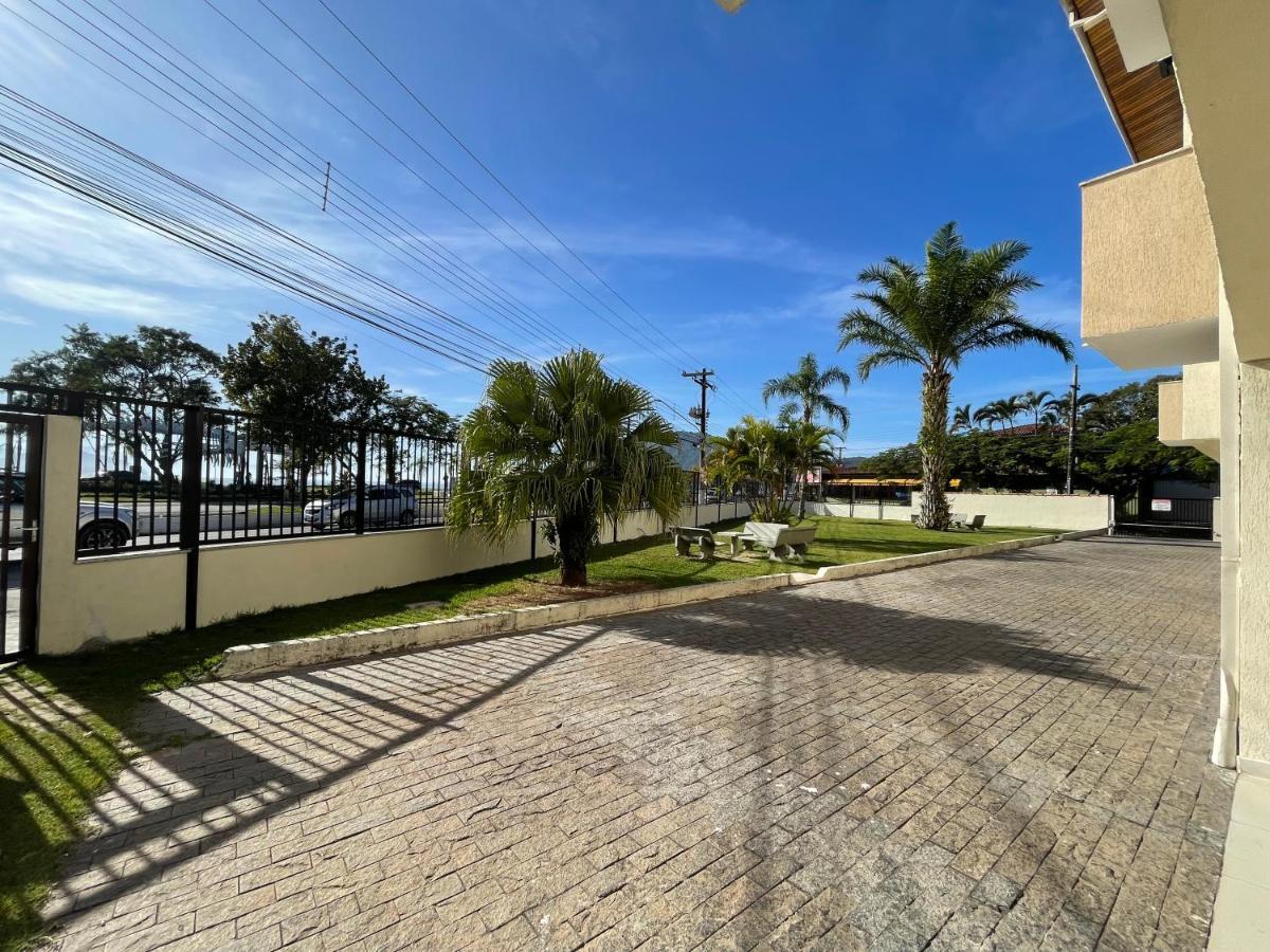 Apartamento Ubatuba, Itagua, Bem Localizado, Duas Vagas De Garagem Exterior photo